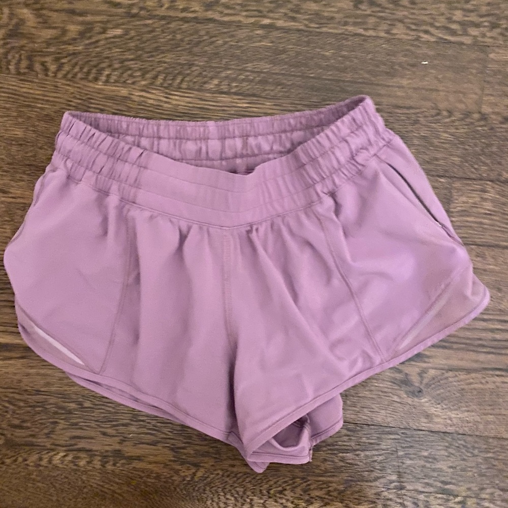 hotty hot lulu shorts barley worn